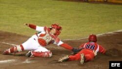 Cuba derrotó a México 10x1 en el Estadio Beto Ávila.