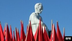 Homenaje al prócer cubano José Martí, que se realiza en la Plaza de la Revolución, en La Habana (Cuba). 